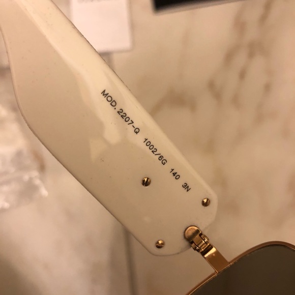 🔥NEW SHOW STOPPER VERSACE SUNGLASSES 🔥 - Picture 12 of 15